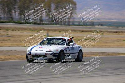 media/Jun-05-2022-CalClub SCCA (Sun) [[19e9bfb4bf]]/Around the Pits/